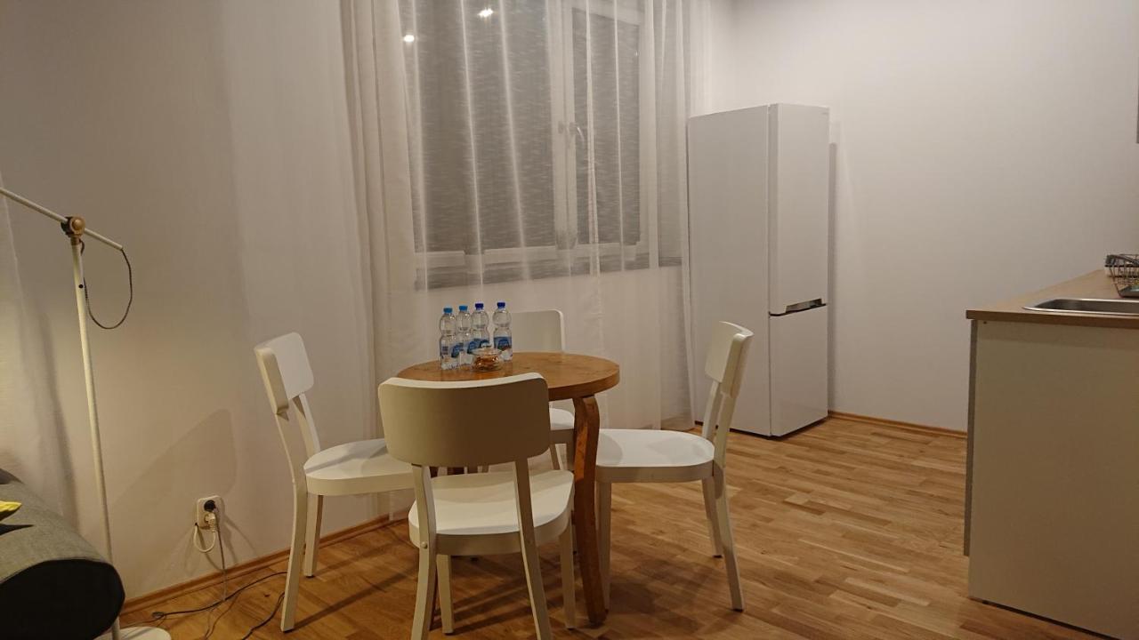 Apartamenty Nad Stonehenge Домброва-Гурнича Экстерьер фото